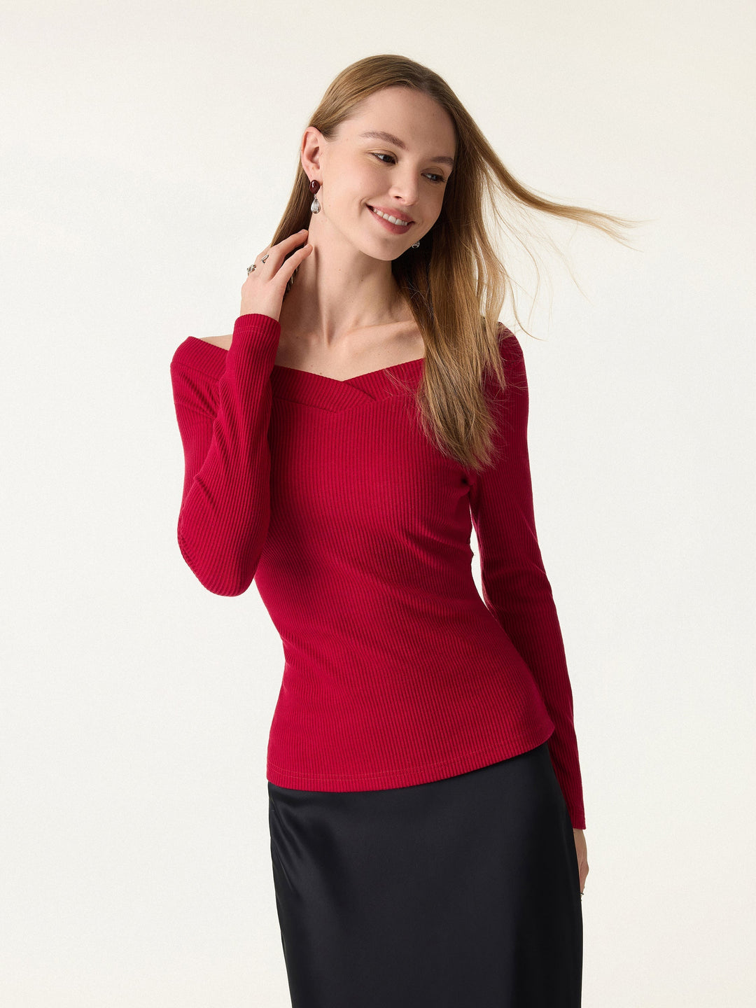 NORELLA | Ribbed Brami Top with Non-Slip Finish and Wide V-Neck