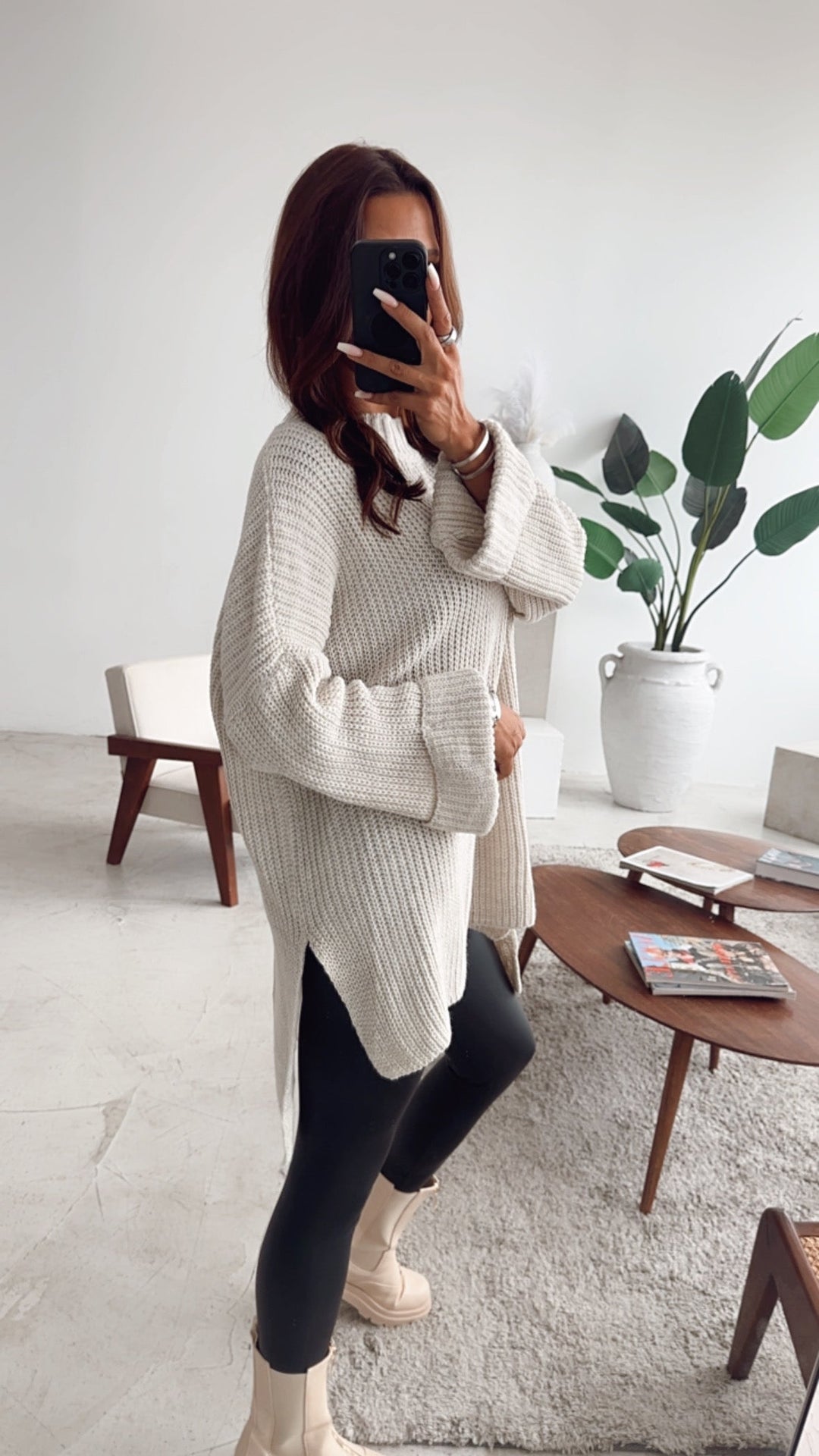 NORELLA | Oversized jumper with high collar and split / beige