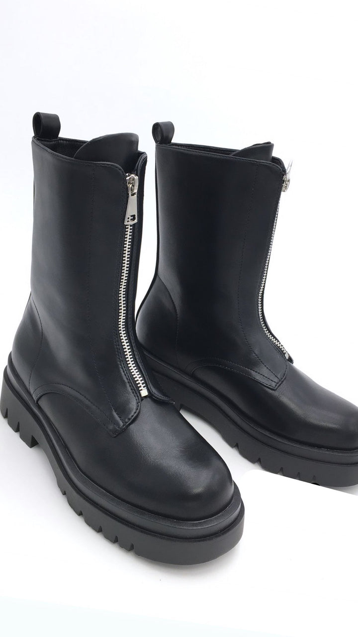 NORELLA | Zip Boots – Black Boots with Front Zip
